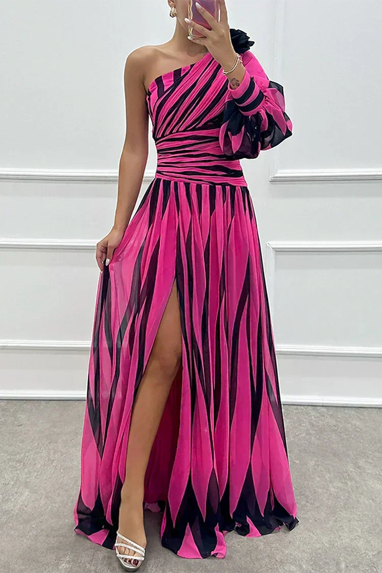 Kiera | Elegant Striped Maxi Dress with One Shoulder