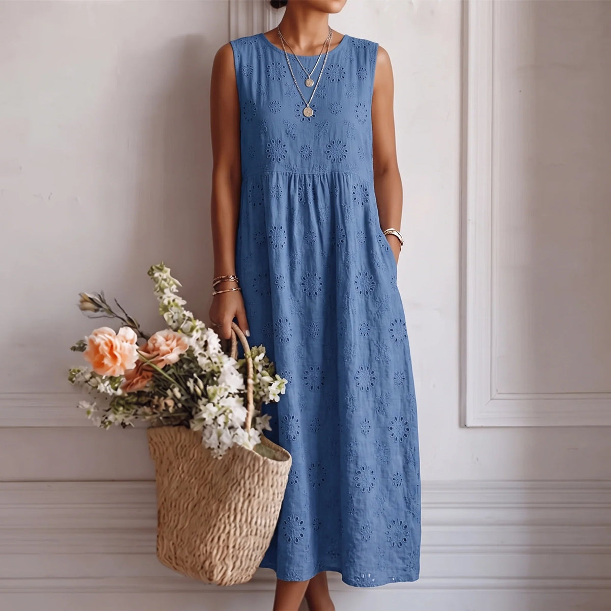 Alba | Sleeveless Floral Maxi Dress