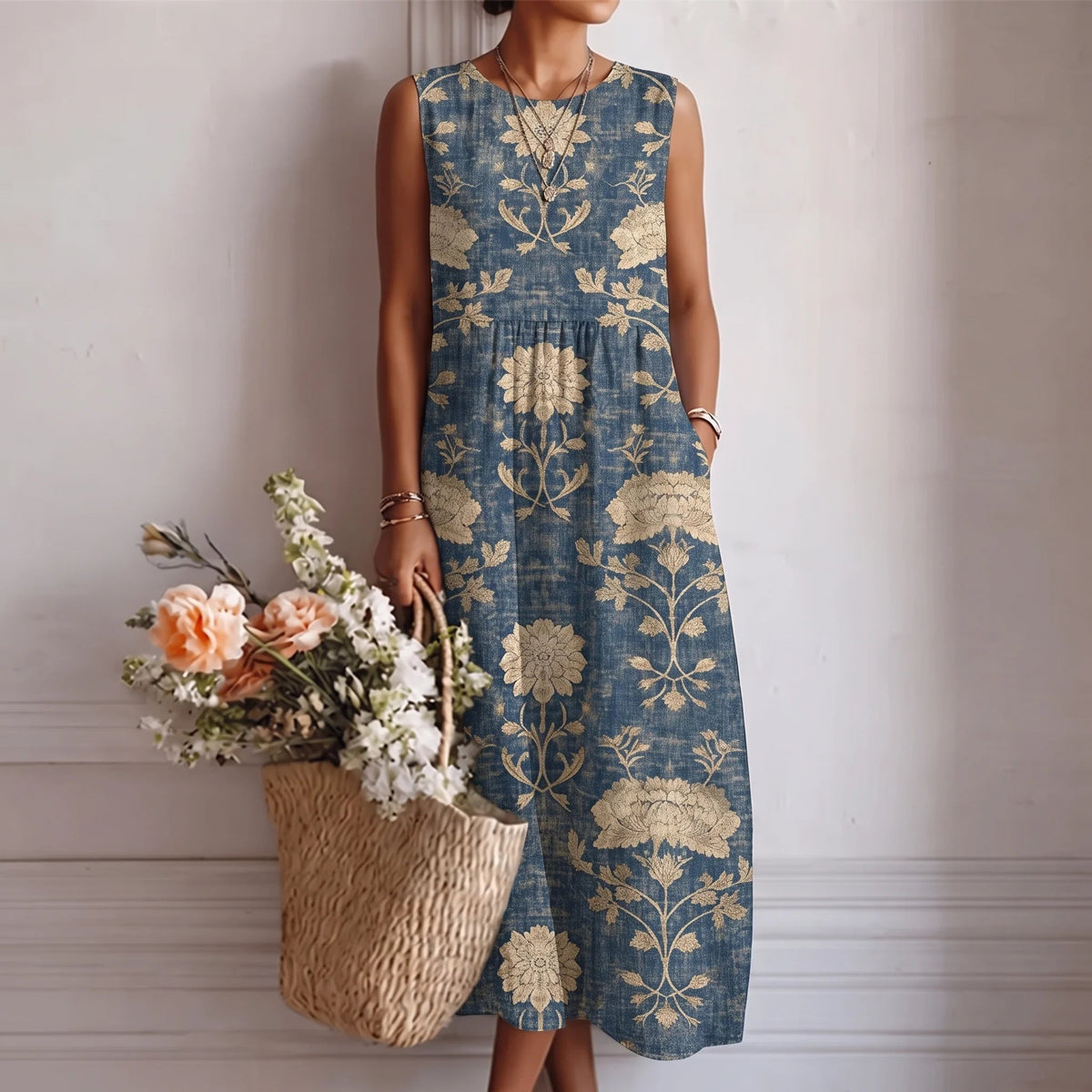 Alba | Sleeveless Floral Maxi Dress