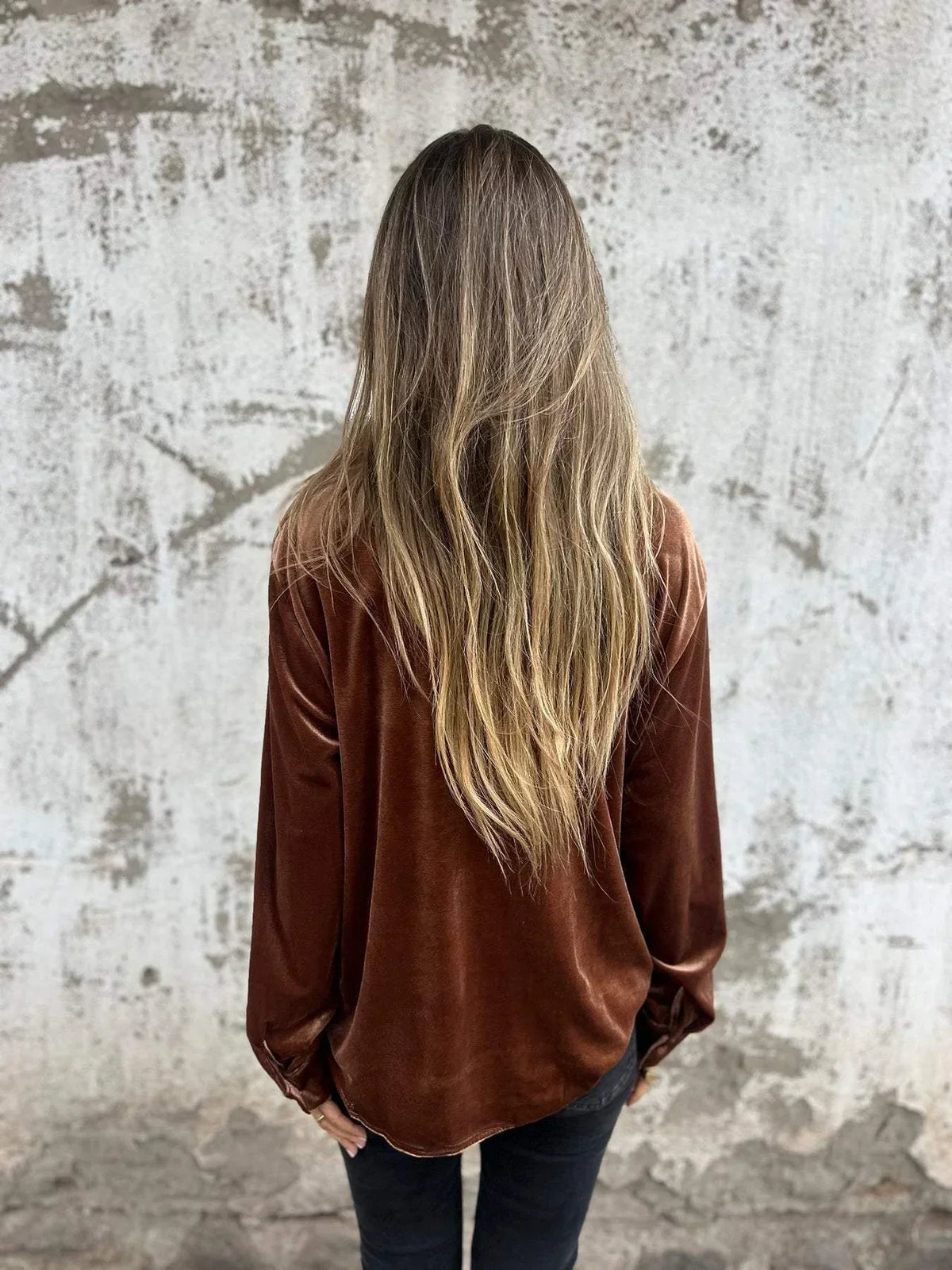 Dahlia | Soft Velvet Shirt