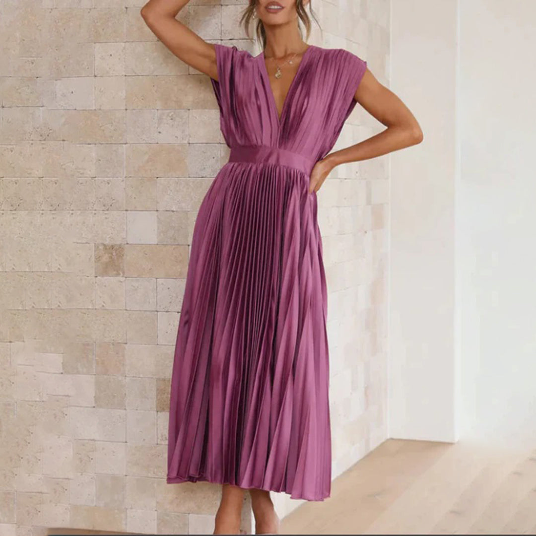 Juliet | Timeless Pleated Midi Dress